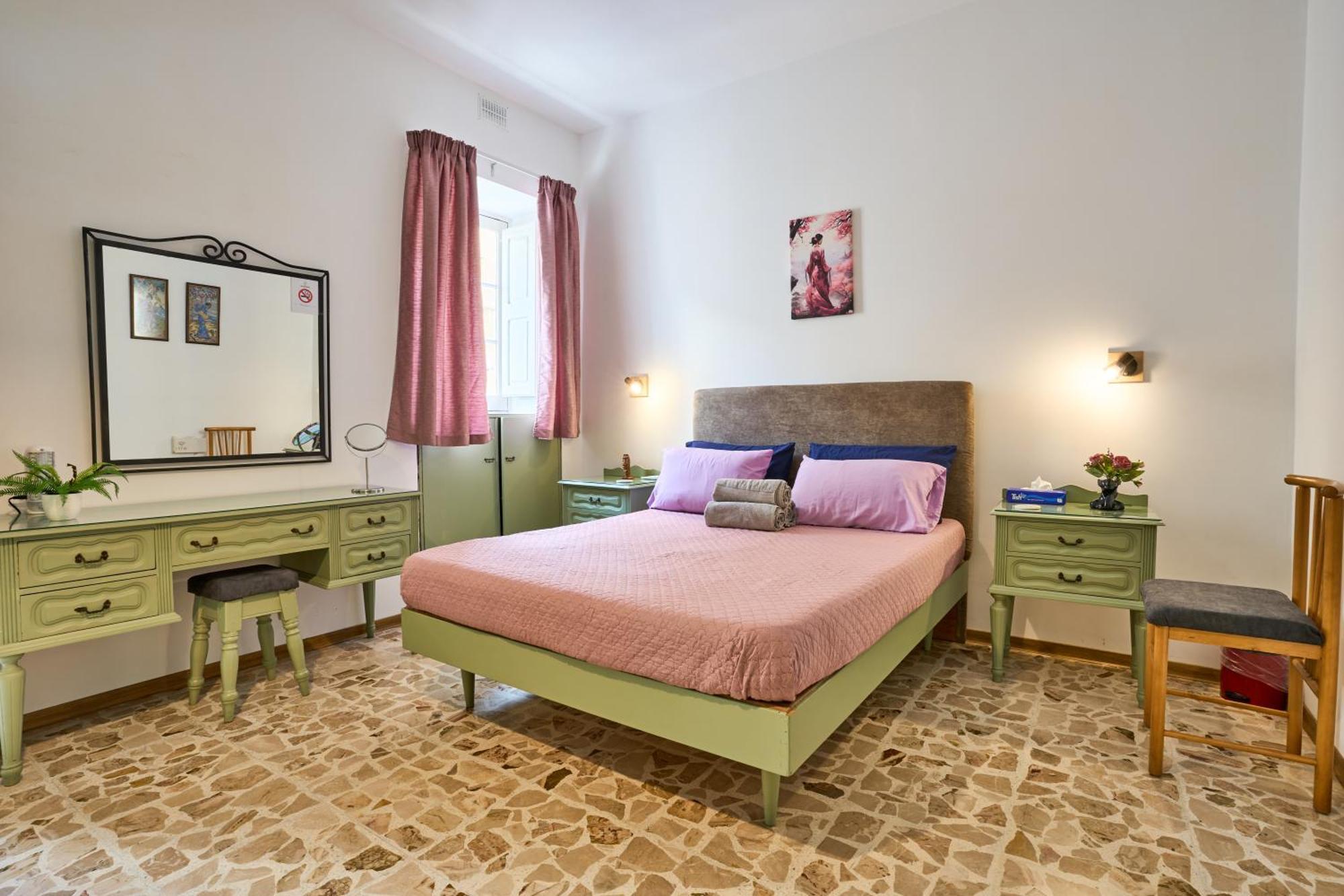 Ta' Nena Apartment In Floriana, 10 Minutes Away From Valletta Exterior foto